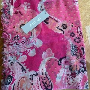 Chico’s NWT square scarf…